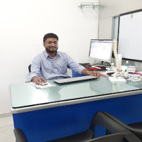 Dr. Nitish Agrawal-Best Spine Surgeon in Pune | Neck Pain/Back Pain Treatment/Spine Specialist in Pune / Orthopedic Doctor