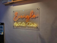 Everglo Aesthetic Clinic Chromepet