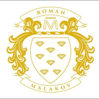 Explore Roman Malakov Collections: Crafted to Captivate Engagement Rings & Luxurious Jewelry in NYC