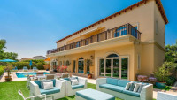 Luxury Signature Villas for Rent in Palm Jumeirah, Dubai