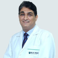 Robotic Spine Surgery Treatment with Dr. Puneet Girdhar