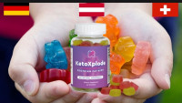 What specific unique blends are utilised in the Keto Xplode Apple Gummies formula?