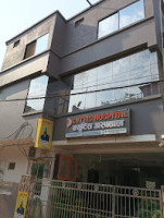 Cuttis Hospital