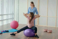 Pregnancy Physiotherapy in Noida Sector 41 | Prenatal Pain Relief