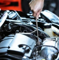 Saskatoon vehicle repair shops