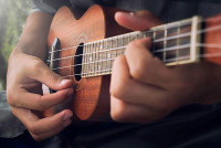 Guitar Program | Glorious Music School in Mumbai