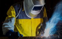 Industrial Hydraulic Oils and Gear Oils UAE