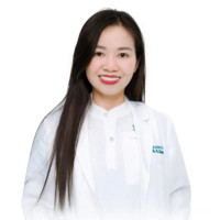 Bác sĩ Hoàng Quỳnh Trang