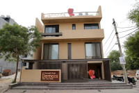 Dermcos Hair Transplant Center - Best Hair Transplant In Gurgaon | FUE Hair & PRP Hair Transplant | Hair Transplant Doctor
